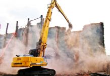 В Таганроге через суд добились сноса аварийного дома снос здания //Фото с сайта trgaz.com