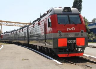 Из-за БПЛА в Ростовской области задерживаются 23 поезда Локомотив поезда //Фото пресс-службы Правительства Ростовской области