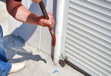 В Ростовской области задержали мужчину по подозрению в краже на 200 тысяч рублей В Ростовской области задержали мужчину по подозрению в краже на 200 тысяч рублей