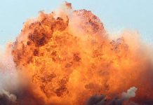 Мощный взрыв прогремел на границе Ростовской области и ДНР Мощный взрыв прогремел на границе Ростовской области и ДНР