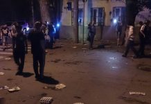 В Ростове совершено нападение на украинское консульство Украинское консульство в Ростове-на-Дону после нападения //Фото из паблика Ростов-на-Дону | Главный