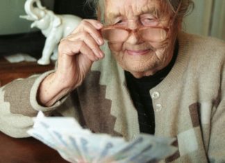 На Дону с 2026 года вырастут пенсии и соцвыплаты пенсионерка // фото: с сайта deita.ru