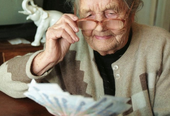 пенсионерка // фото: с сайта deita.ru