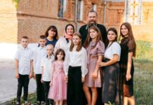 «Большая семья — это огромное счастье»: Светлана Климентова о своих 18 детях