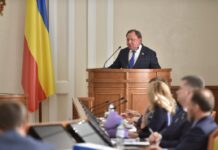 Виктор Дерябкин рассказал чем занимались ростовские депутаты в Госдуме весь 2022 год Виктор Дерябкин рассказал чем занимались ростовские депутаты в Госдуме весь 2022 год //Фото: пресс-служба Правительства Ростовской области