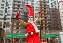 В «Вересаево» к Новому году более 800 семей получили квартиры в новых домах В экорайоне «Вересаево» в Ростове-на-Дону еще два дома — литеры 14 и 15/2, - сданы в эксплуатацию по традиции раньше срока //Фото «ЮгСтройИнвест»