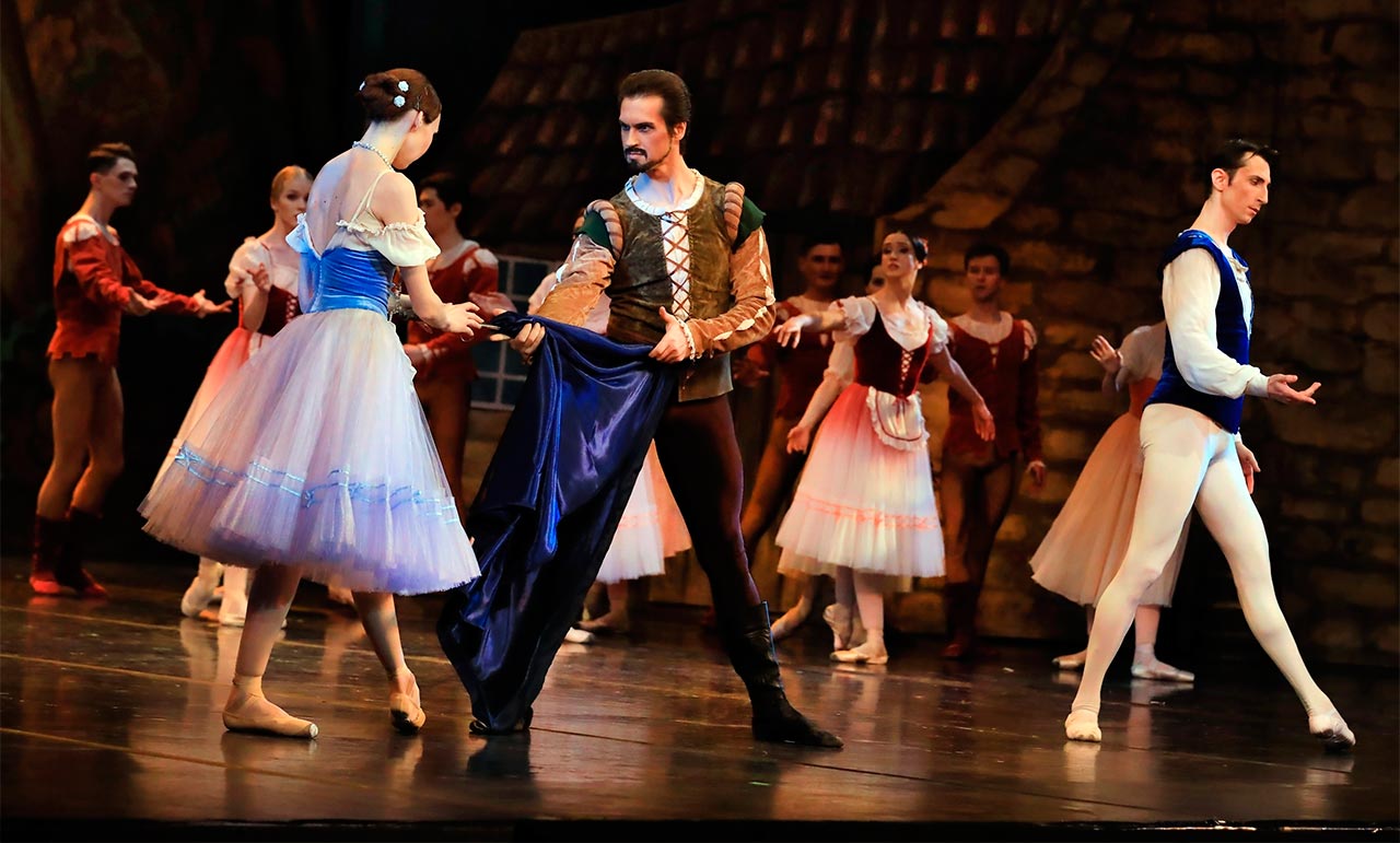 Балет "Жизель" Ростовского государственного музыкального театра //Фото РГМТ