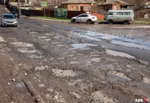 Минтранс попросил военную прокуратуру Ростова отремонтировать разбитую дорогу