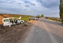В Ростовской области пострадали три человека в массовом ДТП