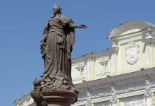 В Таганроге могут разместить памятник Екатерине II из Одессы