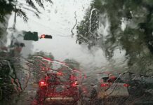 В Ростовской области объявили штормовое предупреждение