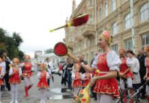 Ростов ярко отметил свое 274-летие