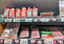 В Ростовской области начали проверять качество молочки, мяса и фастфуда в сетевых магазинах Цены на продукты в турецких магазинох достаточно высоки //Фото Виктория Сапунова