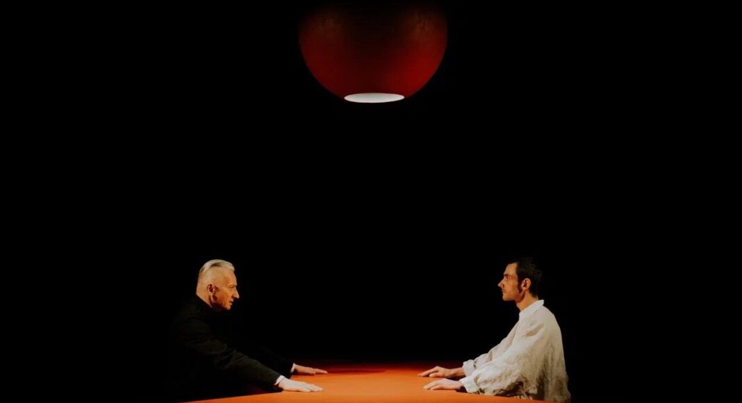 фрагмент спектакля 