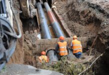 Донские депутаты попросят ФНБ продолжить финансирование модернизации ЖКХ региона Модернизация магистрального водовода //Фото news.propertypiter.ru