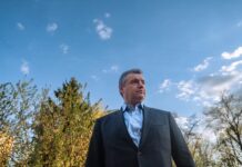 ЛДПР предложила запретить иноагентам переоформлять свое имущество на третьих лиц Леонид Слуцкий, руководитель партии ЛДПР //Фото пресс-службы ЛДПР