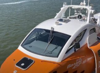 В Ростовской области запускают водное сообщение между Азовом и Романовской "Валдай" на причале 27 в Ростове-на-Дону // фото: скриншот видео youtube.com/watch?v=eZ5i0Wvtvl4&t=1s