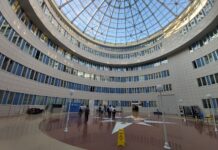 Шестеро пострадавших в Пролетарске спасателей доставлен в Петербург Шестеро пострадавших в Пролетарске спасателей доставлен в Петербург