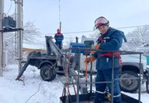 Свыше 60 бригад энергетиков восстанавливают электроснабжение в ряде районов Ростовской области Свыше 60 бригад «Россети Юг» продолжают восстанавливать электроснабжение после непогоды в ряде районов Ростовской области //Фото Россети-юг