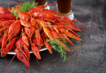 Подводных браконьеров с аквалангами задержали в Ростовской области раки // фото: Изображение от timolina на Freepik