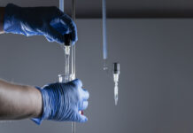 В Ростове ликвидирована нарколаборатория лаборатория // фото: Изображение от wirestock на Freepik