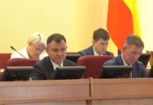 На Дону обновят программу капитального ремонта домов Юрий Слюсарь // фото: скриншот видео в Telegram-канале Юрия Слюсаря