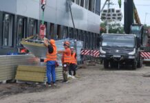 В Батайске достроят модульную начальную школу на 400 мест строительство школы в Батайске // фото: пресс-служба правительства Ростовской области