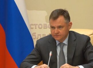 Слюсарь запретил чиновникам Ростовской области использовать фотошоп в отчетах Юрий Слюсарь // фото: Скриншот видео в Telegram-канале Юрия Слюсаря