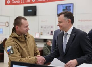 На Дону создадут новый региональный орган Управление по вопросам поддержки ветеранов боевых действий и подготовки граждан к военной службе // фото: Telegram-канал Юрия Слюсаря