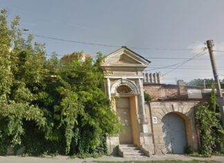 В Ростове за 46 млн рублей продают старинный особняк Солопова особняк Солопова в Нахичевани продается // фото: Гугл Карты