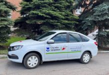 Больницы Ростовской области получили 83 новых автомобиля новые автомобили для медучреждений // фото: Telegram-канал Юрия Слюсаря