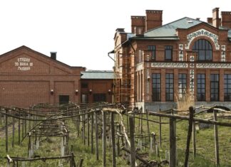 Винодельня «Вина Арпачина» откроет гостиницу в Манычской винодельня Арапчина // vinaarpachina.ru