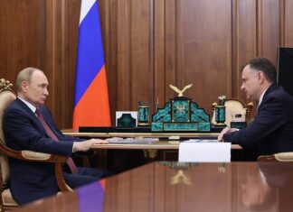 Слюсарь доложил Путину о кризисе на Дону встреча Юрия Слюсаря и Владимира Путина // фото: пресс-служба Кремля