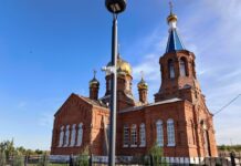 В Усть-Донецком районе благоустраивают сквер у церкви Иоанна Богослова в хуторе Мостовской возле церкви Ионна Богослова благоустроят сквер // фото: donland.ru