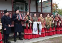 Слюсарь поручил создать концепцию развития туризма на Верхнем Дону турпроект откроют в Верхнедонском районе Ростовской области // фото: donland.ru