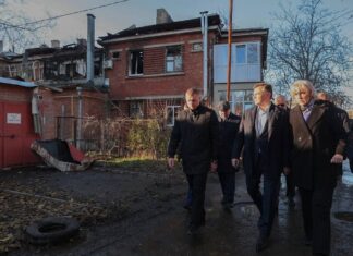 В Таганроге приняли 752 заявления на выплату пострадавшим от атаки БПЛА разрушенное здание в Таганроге // фото: Telegram-канал Юрия Слюсаря