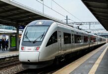 Электричку из Ростова в ДНР запустят в ближайшее время Электричка // Фото сгенерировано нейросетью «Шедеврум»