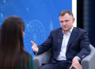 Родители из Ростовской области смогут получить 20 тысяч рублей на каждого новорожденного Юрий Слюсарь, губернатор Ростовской области //Фото пресс-службы Правительства Ростовской области