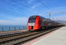 Сбой на Крымском мосту вызвал задержки поездов в Ростовской области