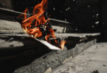 Пожар в школе Ростова: эвакуировали 950 человек Пожар // Фото с сайта https://www.freepik.com/