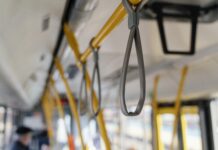 В день игры «Ростов» — «Оренбург» изменится схема движения автобусов Автобус // Фото с сайта https://www.freepik.com/