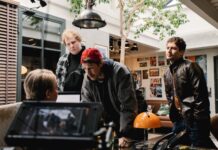 Снежинки ртом ловили: Wink поможет пережить последний месяц зимы