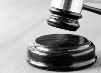 Фигурантам дела о ростовских незаконных рынках грозит до 25 лет тюрьмы по требованию обвинения Суд // Фото с сайта https://www.freepik.com/