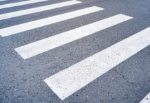 В центре Ростова школьника сбили у пешеходного перехода Переход //Фото ArthurHidden, Freepik