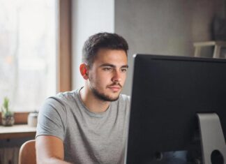 Ростовское отделение Сбербанка профинансирует выпуск компьютеров в кооперации со странами ЕАЭС