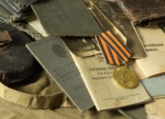 В Ростовской области ветеранам выплатят по 10 тысяч рублей ко Дню Победы //Фото:freepik.com
