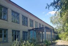 Две школы в сельской местности Ростовской области можно приобрести за 35 млн рублей